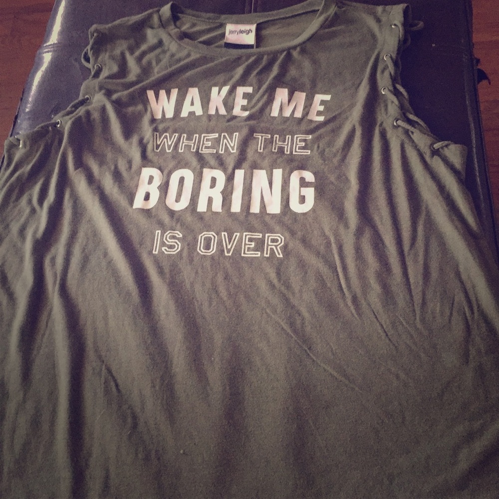 Sleeveless shirt (women)